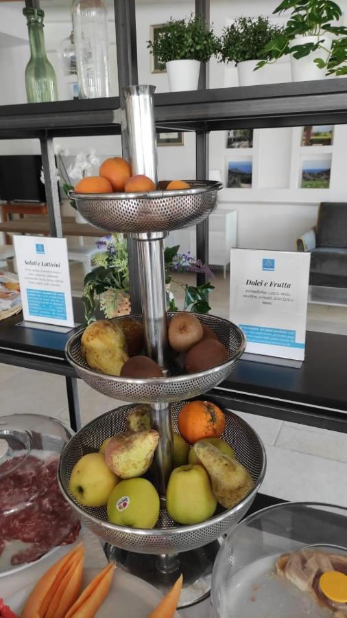 Hotel Santa Rosalia 卡梅罗塔的码头 外观 照片